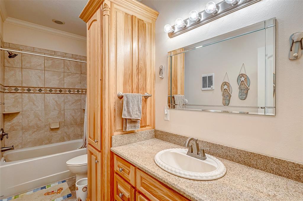 922 Kent, Crystal Beach, Texas image 35