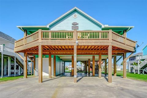 A home in Crystal Beach