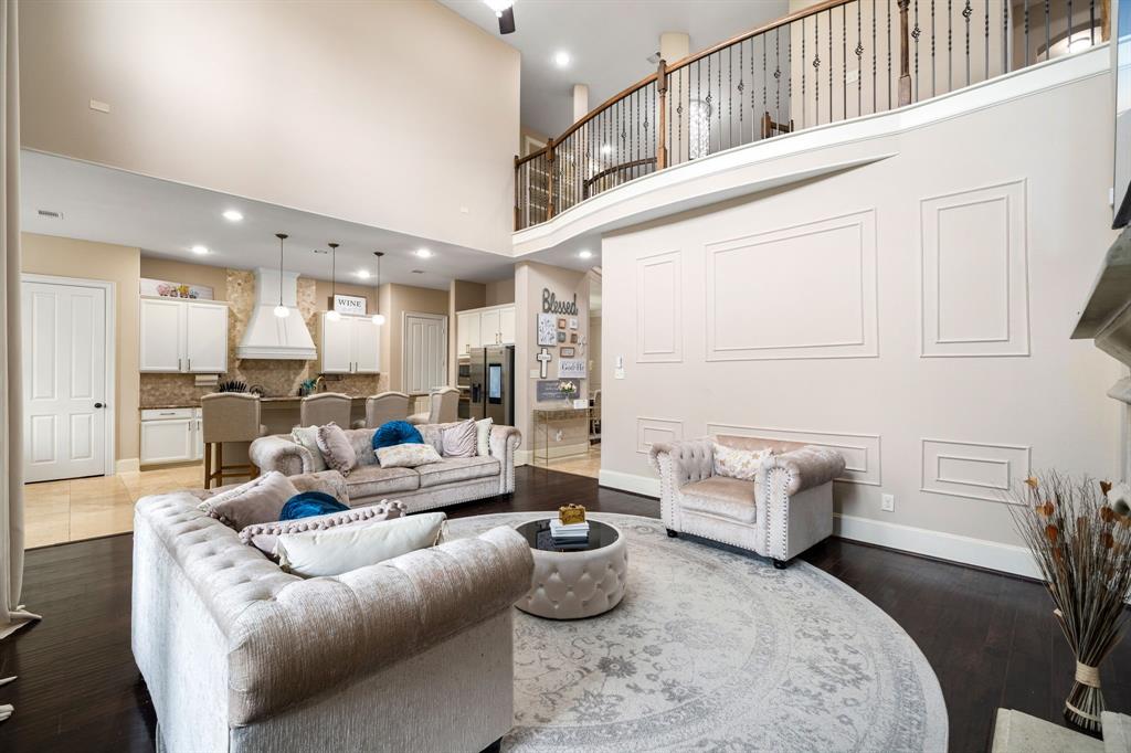 14227 Wildwood Springs Lane, Houston, Texas image 9