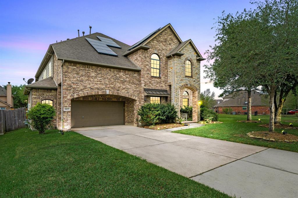 14227 Wildwood Springs Lane, Houston, Texas image 1