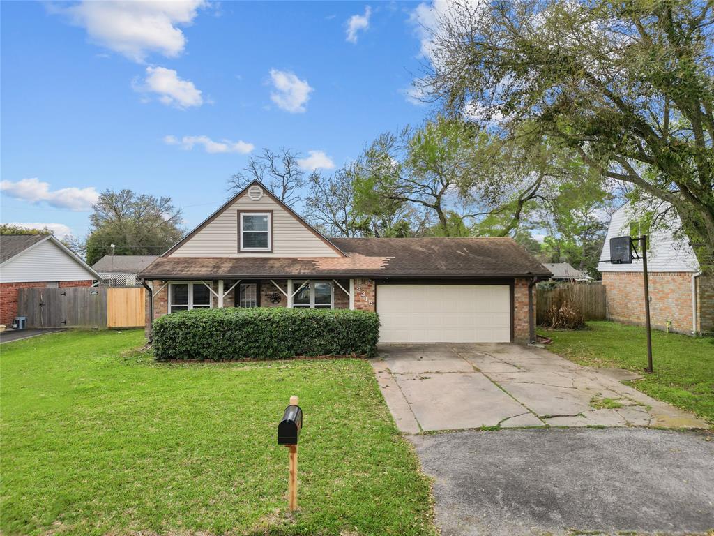 2315 37th Avenue, Texas City, Texas image 2