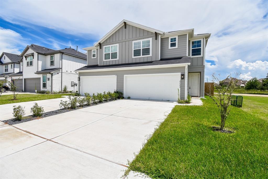 27943 Western Creek Ct