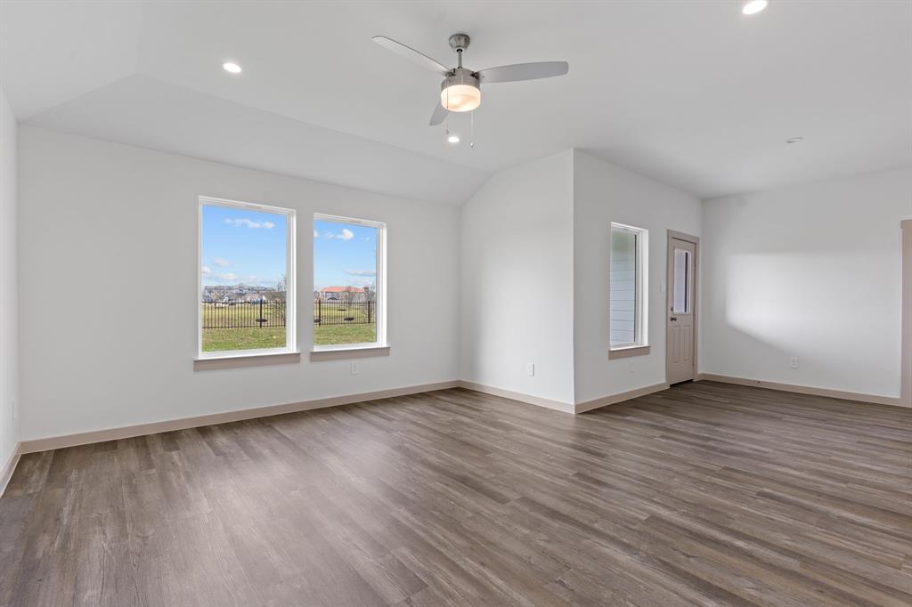 1730 Lilypad Drive, Alvin, Texas image 6