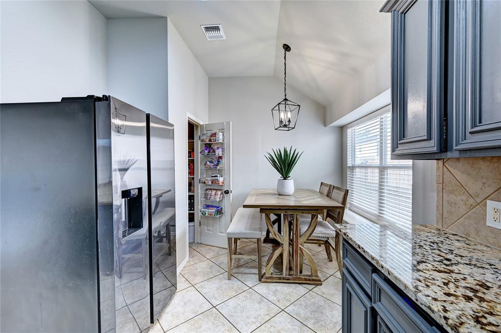 12 Signal Hill Drive, Manvel, Texas image 11