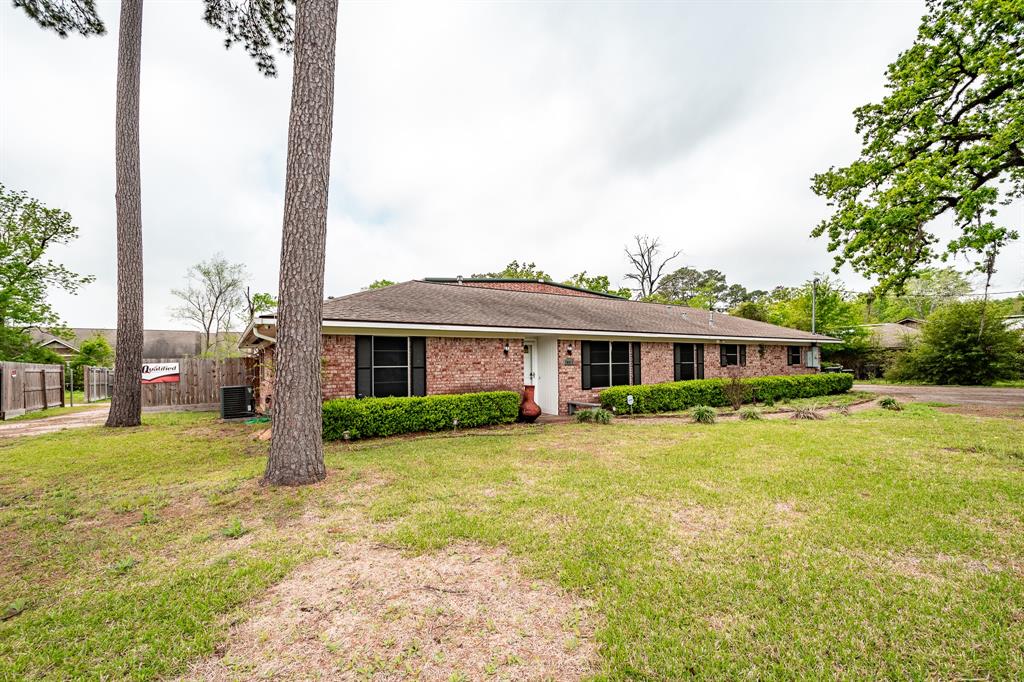 17511 W Strack Drive, Spring, Texas image 4