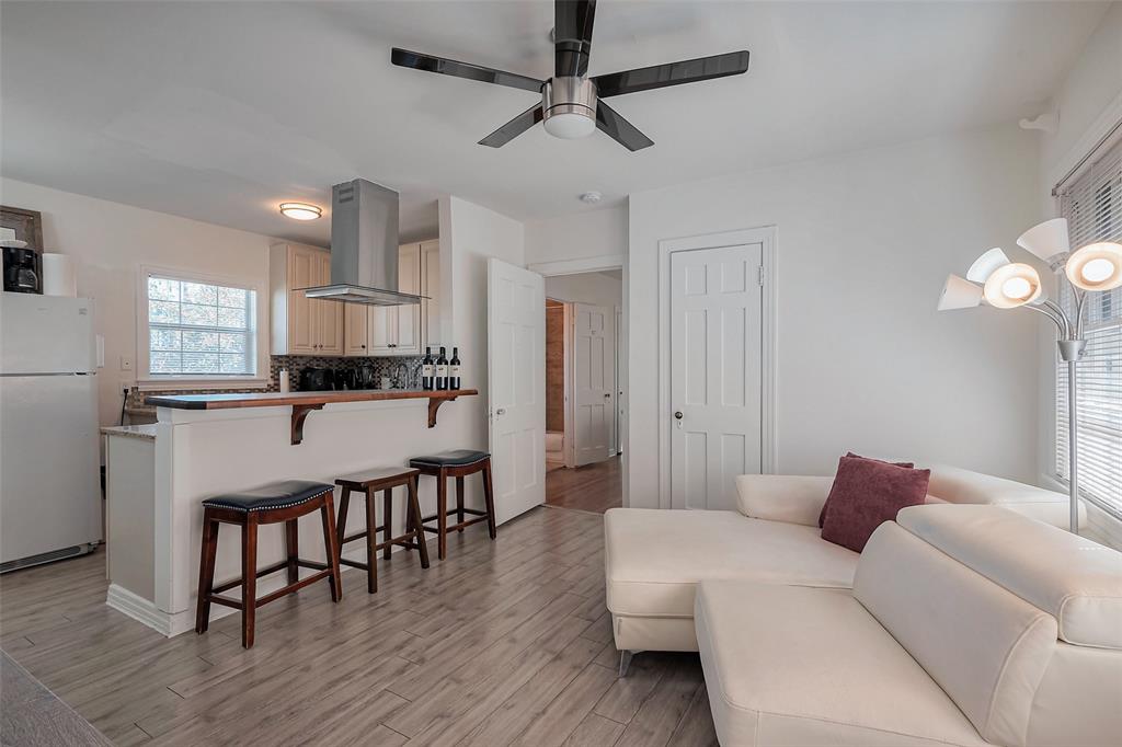 Houston, Texas 77006, United States, 2 Bedrooms Bedrooms, ,3 BathroomsBathrooms,Residential,Active,91599