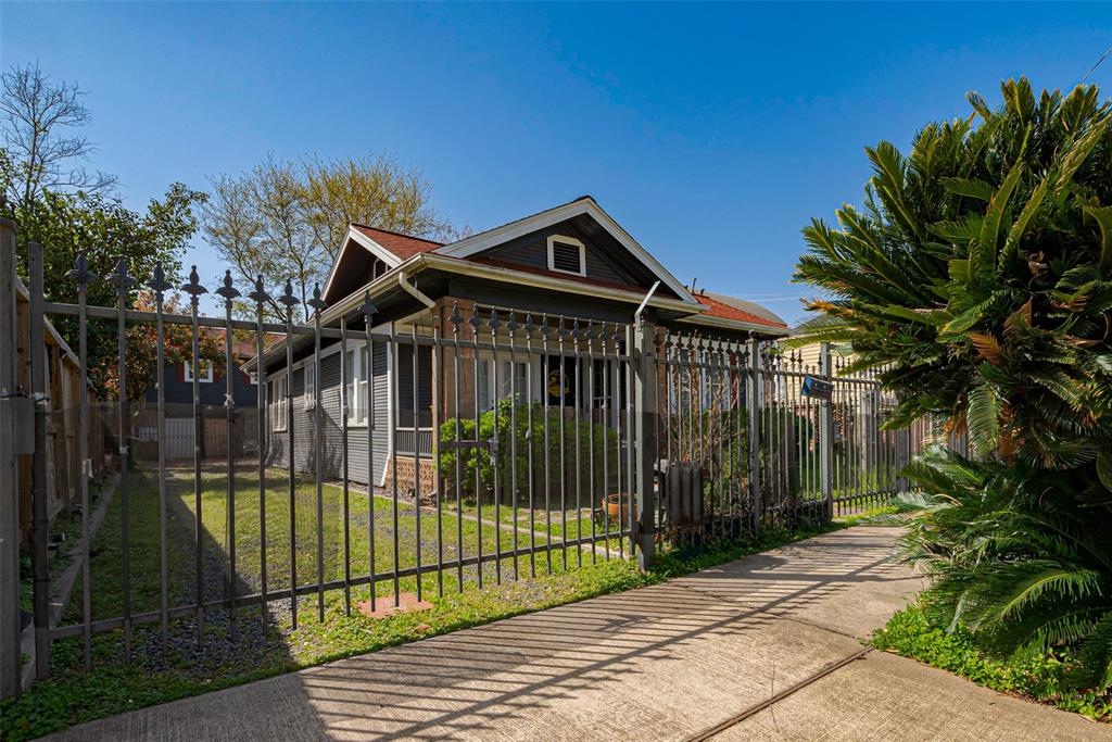 Houston, Texas 77006, United States, 2 Bedrooms Bedrooms, ,3 BathroomsBathrooms,Residential,Active,91599