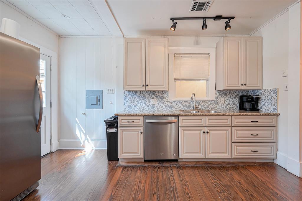 Houston, Texas 77006, United States, 2 Bedrooms Bedrooms, ,3 BathroomsBathrooms,Residential,Active,91599