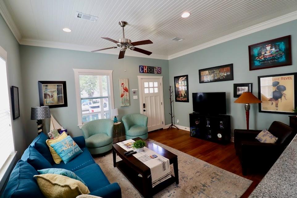1319 Avenue M 1/2, Galveston, Texas image 6