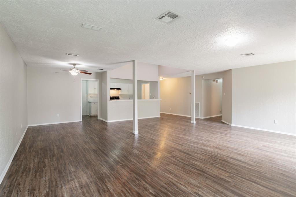 5935 Caruso Forest Drive, Houston, Texas image 8