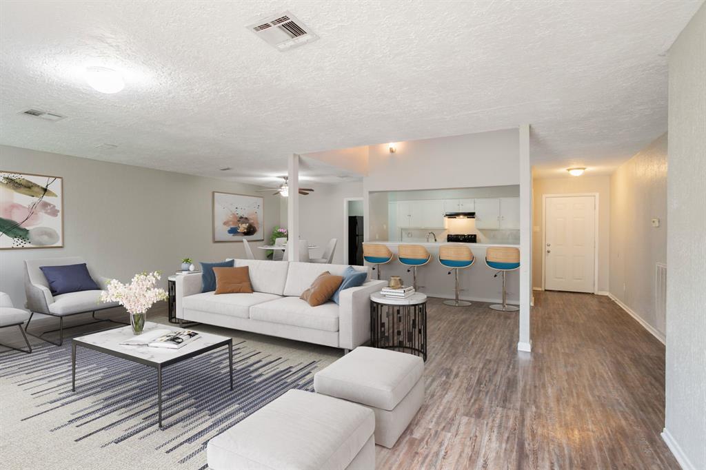 5935 Caruso Forest Drive, Houston, Texas image 33