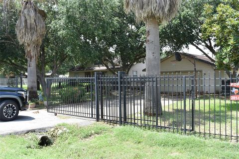 A home in Rosenberg