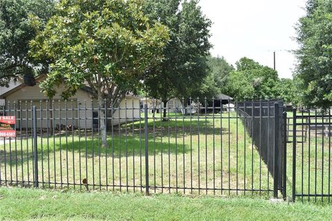 A home in Rosenberg