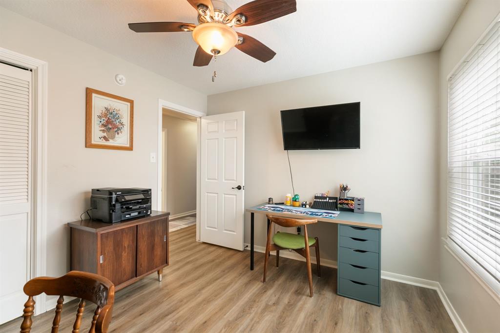 20315 Maple Village Drive, Cypress, Texas image 15