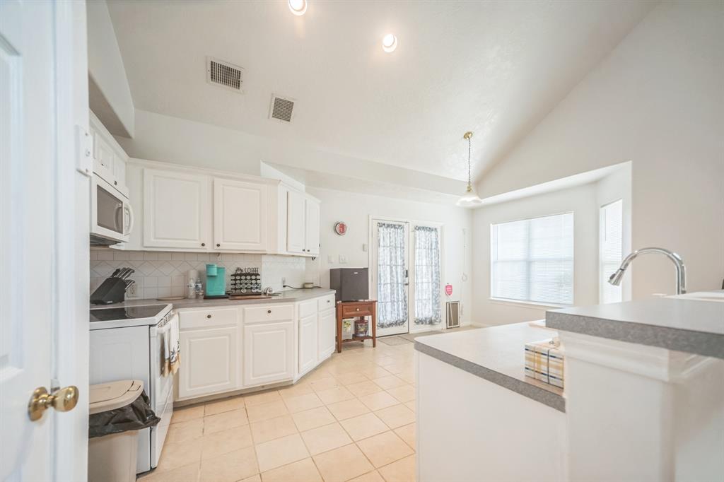 2601 S Broadway Street #62, La Porte, Texas image 7