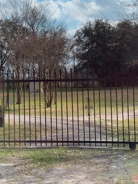 Vacant Land For Sale - 2722 E Almeda Genoa Road<br/> Harris County, Houston, TX 77047