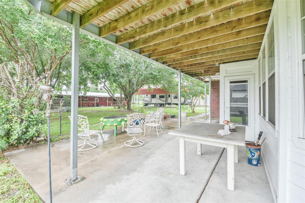 11701 N H Street, La Porte, Texas image 38