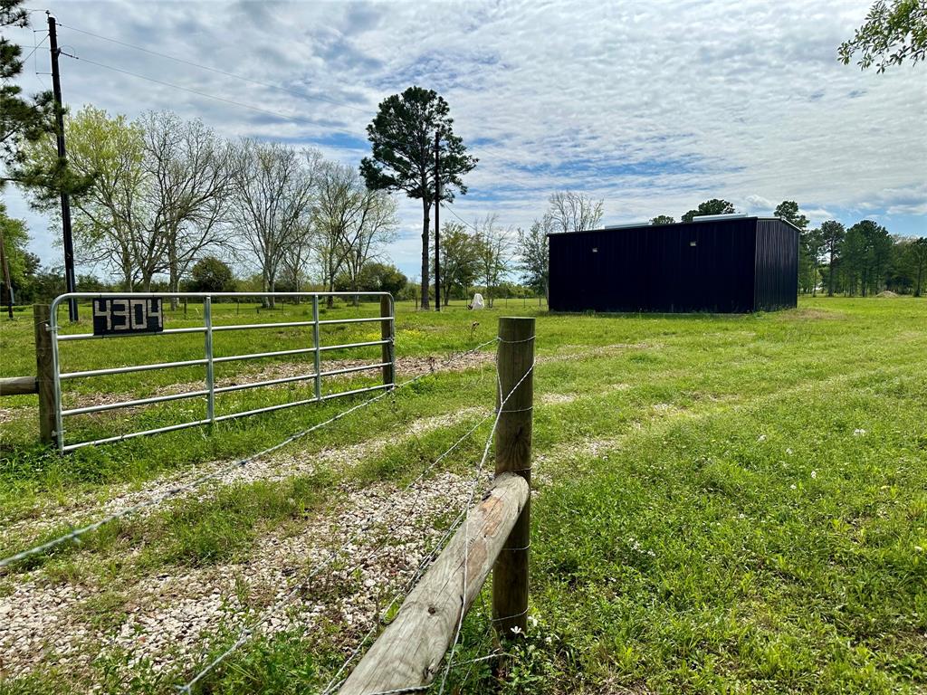 4304 Fcr 78, Rosharon, Texas image 31