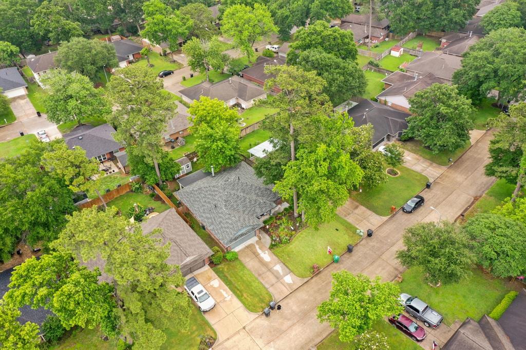 2503 Sherwood Hollow Lane, Houston, Texas image 26