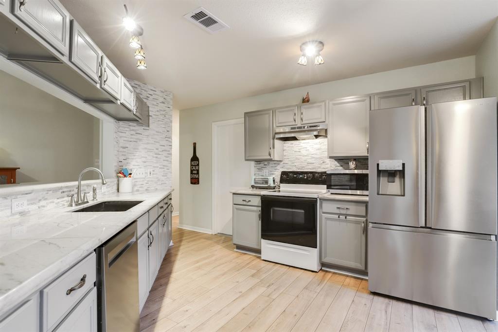 2503 Sherwood Hollow Lane, Houston, Texas image 11