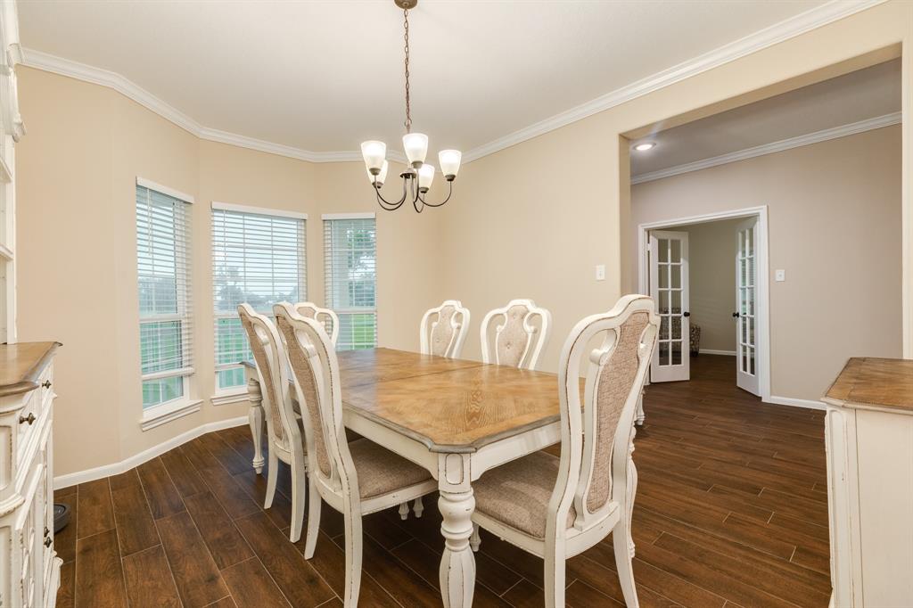 1108 Saddle Horn Bend, Angleton, Texas image 9