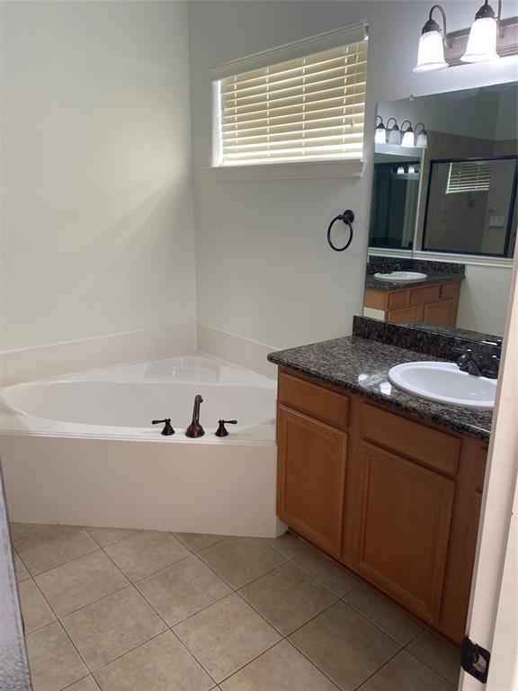 1711 Aden Drive, Houston, Texas image 12
