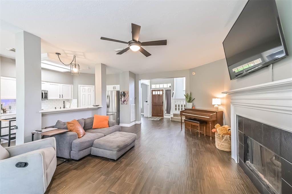 6310 New Oak Court, Humble, Texas image 4