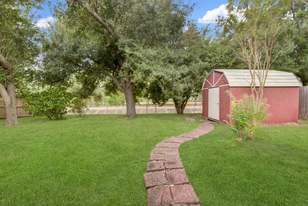 2413 Park Shadow Lane, Deer Park, Texas image 35