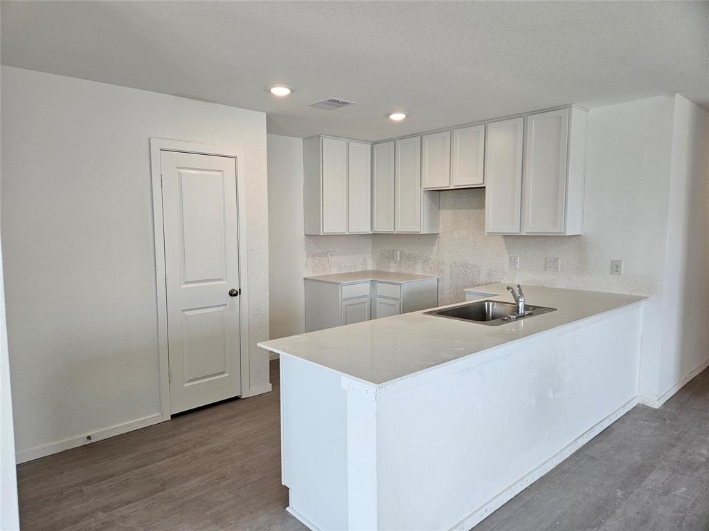 2619 American Ruby Drive, Rosharon, Texas image 1