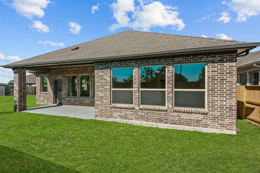 10130 Starry Night Lane, Manvel, Texas image 9