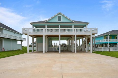 A home in Crystal Beach