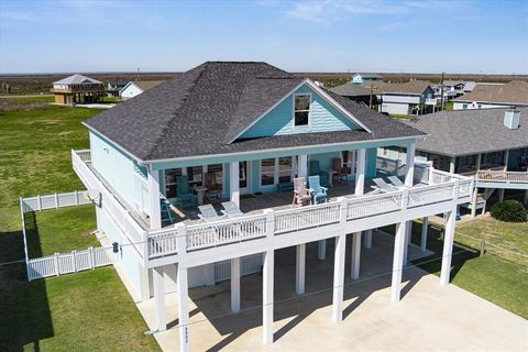 A home in Crystal Beach