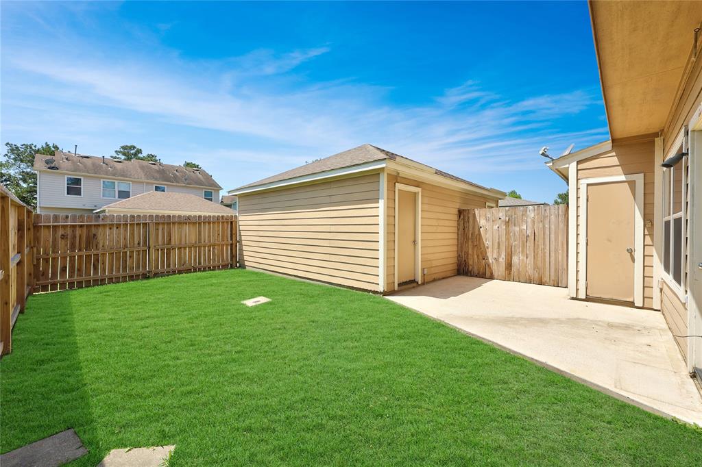 23621 Wildwood Green Way, Spring, Texas image 25