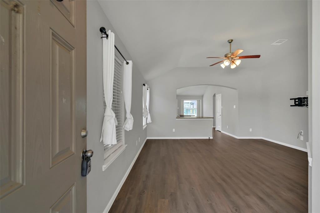 3213 Hatteras Drive, Texas City, Texas image 2