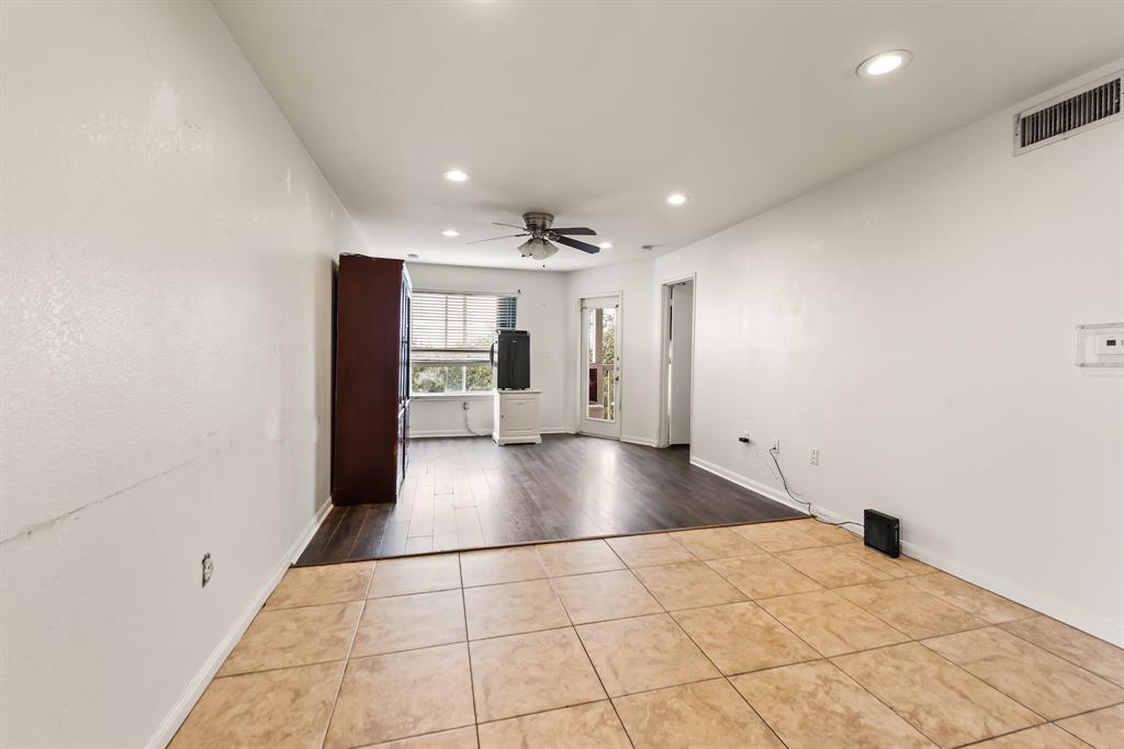 515 Southwest Parkway #301, College Station, Texas image 16