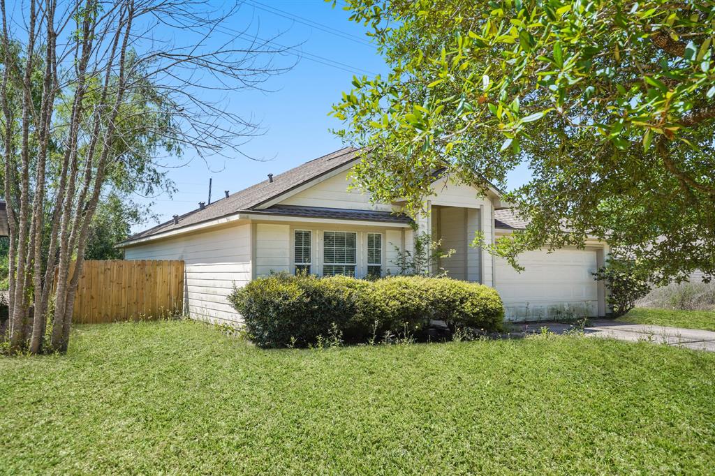 420 Woodlake Drive, Huffman, Texas image 3