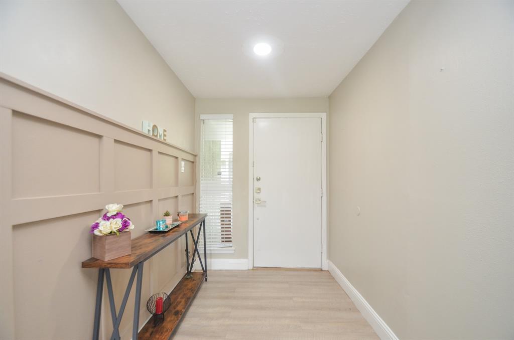 23903 Verngate Drive, Spring, Texas image 4
