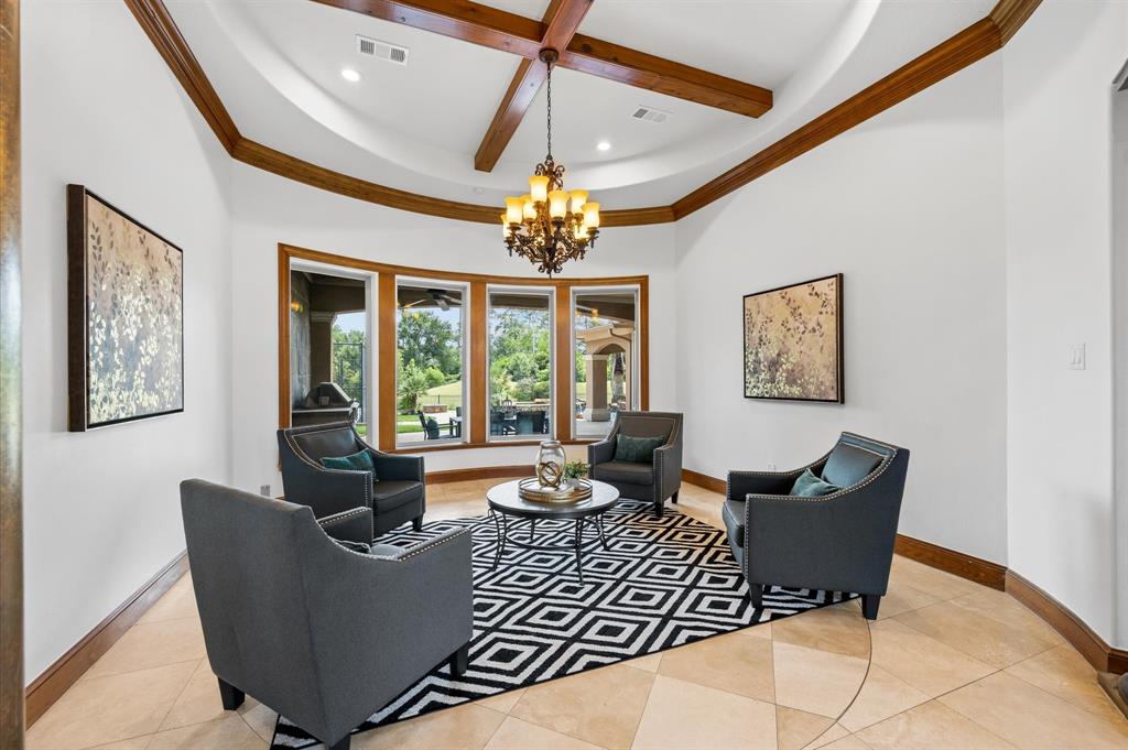 6623 Green Gable Manor