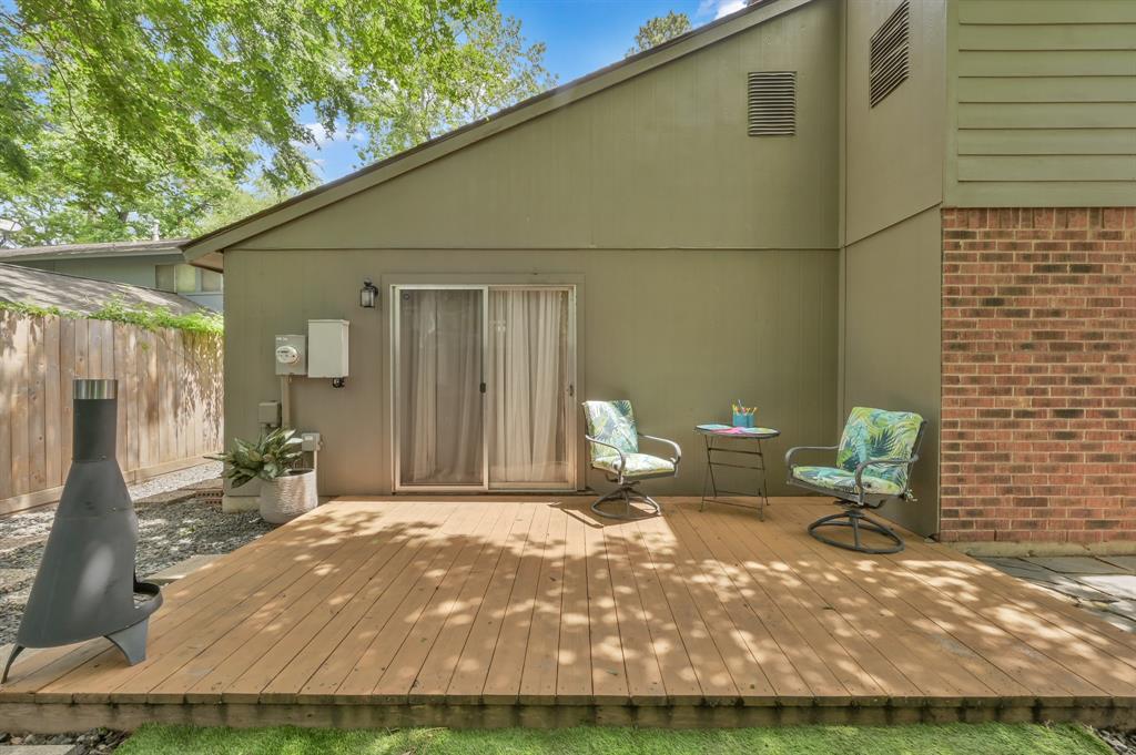 33 Yewleaf Road, The Woodlands, Texas image 25