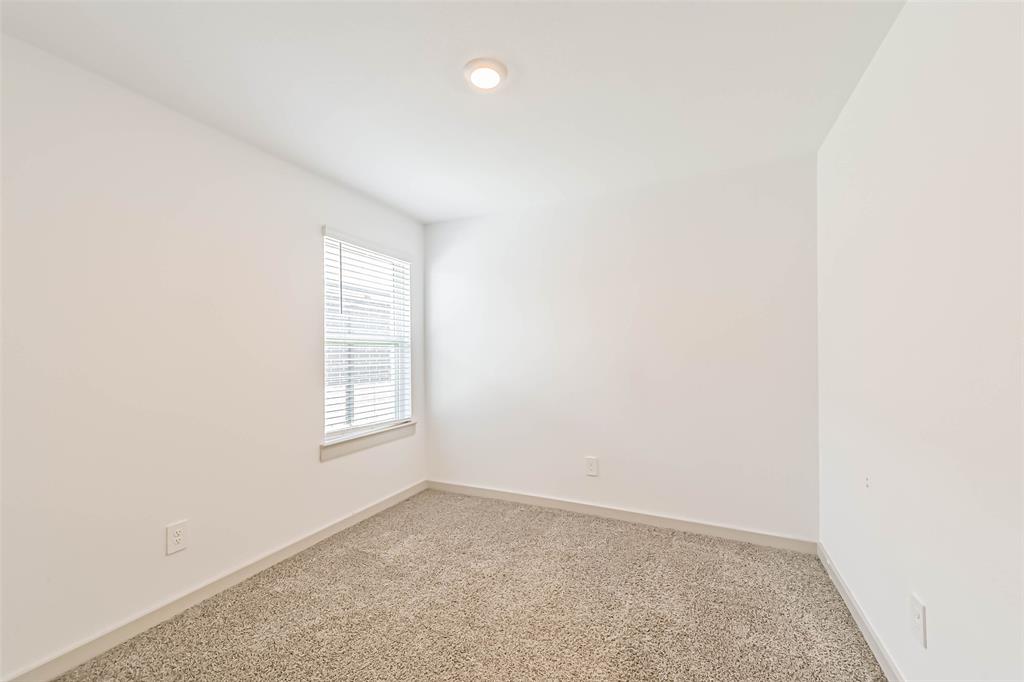 726 Hearth Manor Drive, Rosharon, Texas image 24