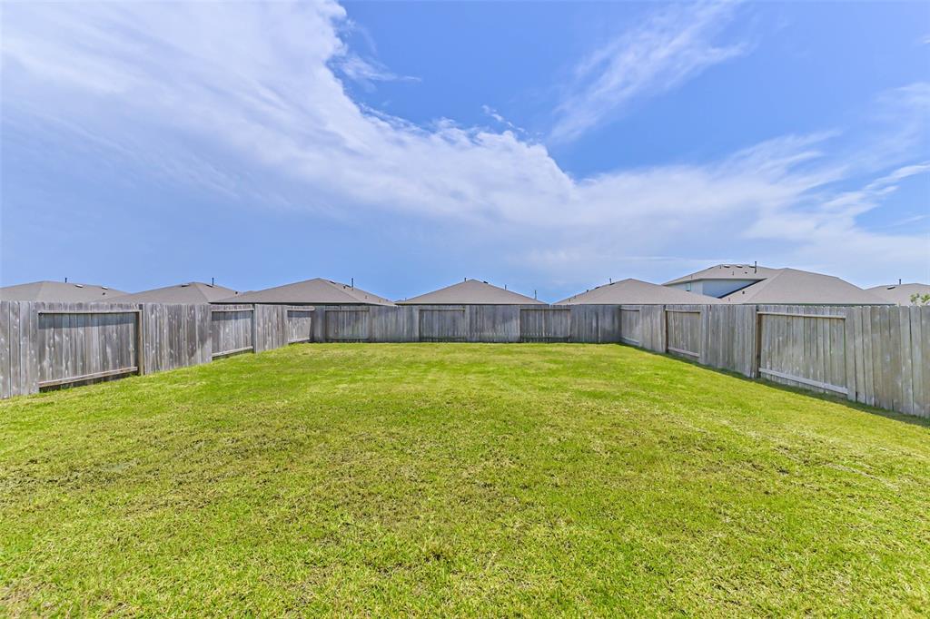 726 Hearth Manor Drive, Rosharon, Texas image 28