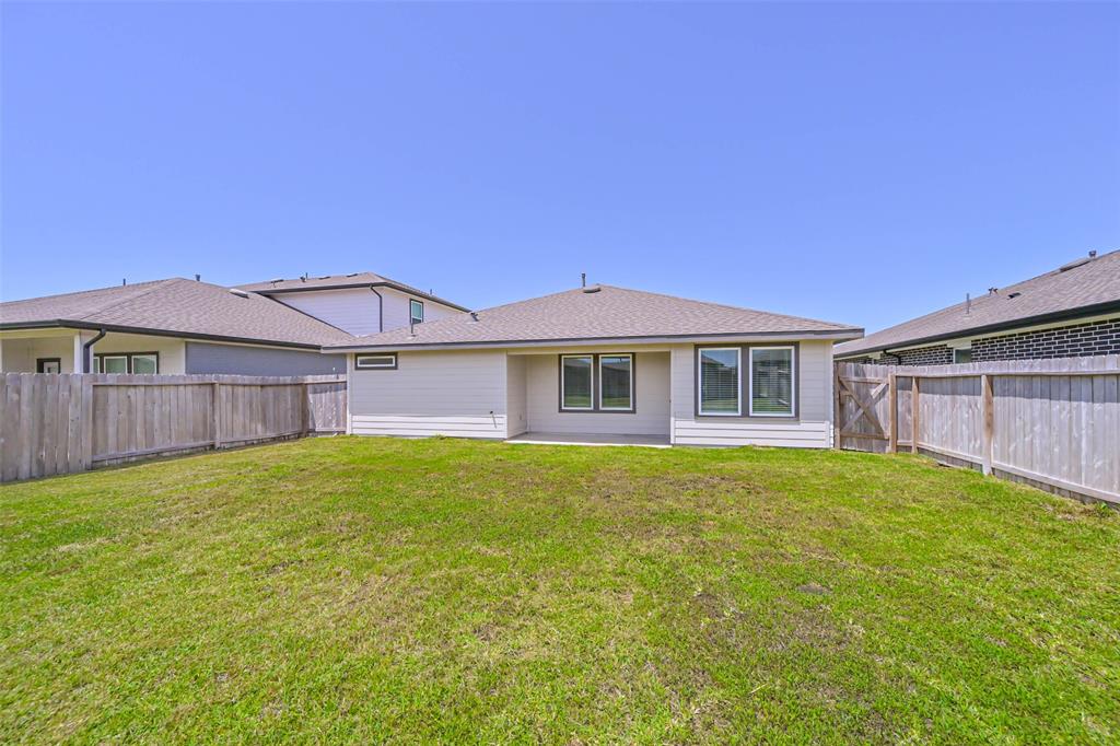 726 Hearth Manor Drive, Rosharon, Texas image 30