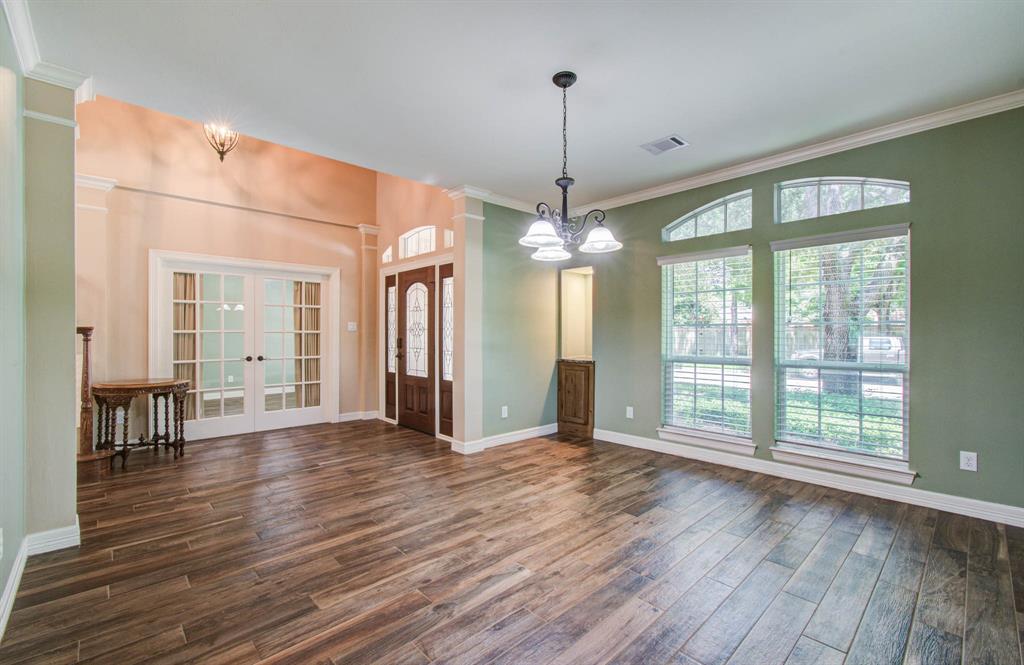 21827 Barton Park Lane