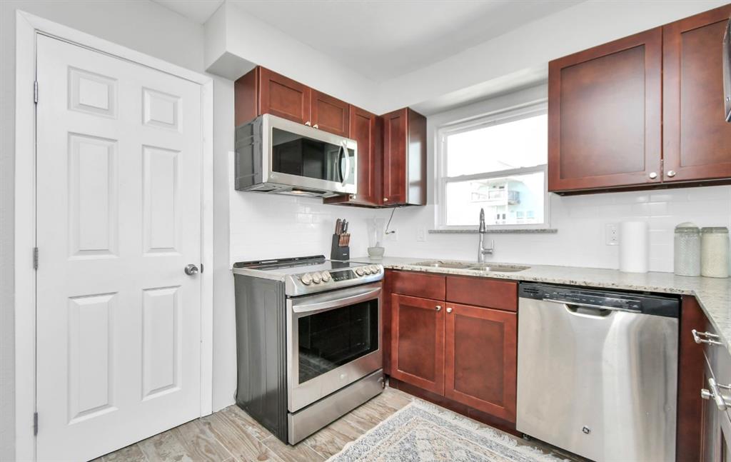 22108 Zapata, Galveston, Texas image 33