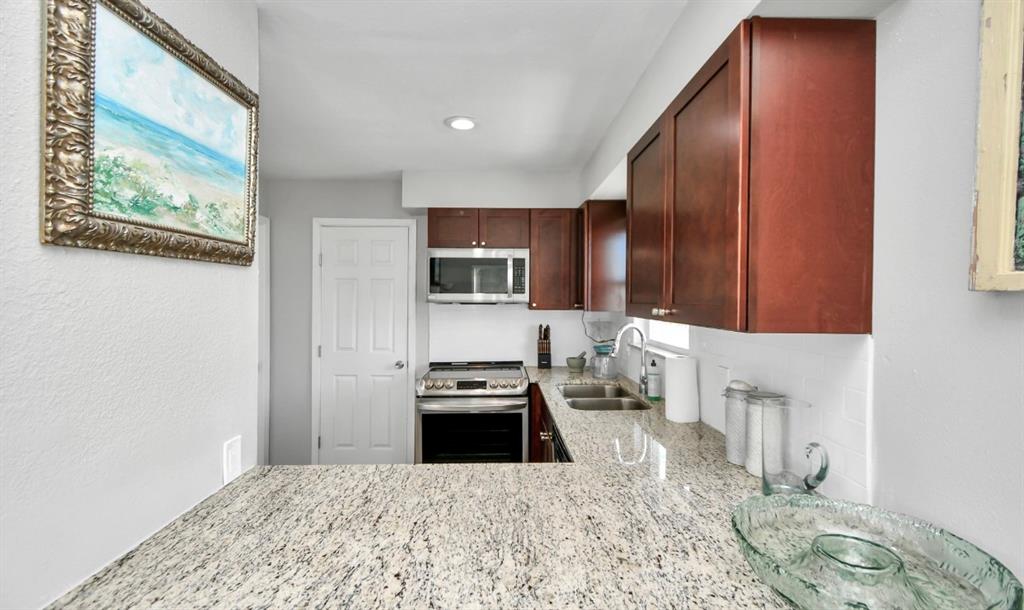 22108 Zapata, Galveston, Texas image 35