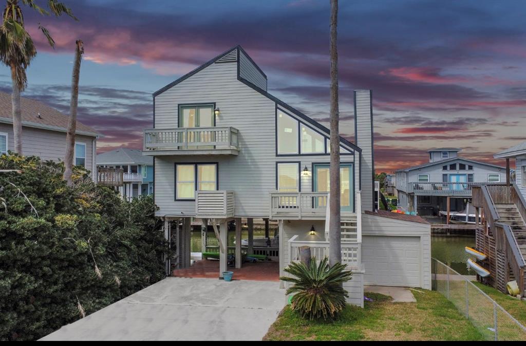 22108 Zapata, Galveston, Texas image 1