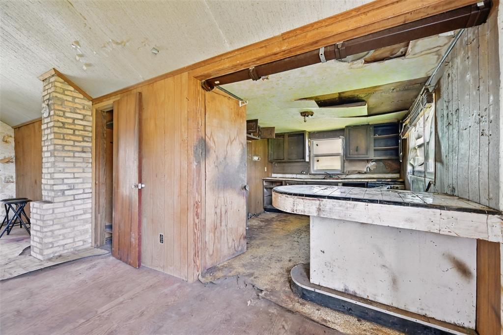 3718 87th Street, Galveston, Texas image 12