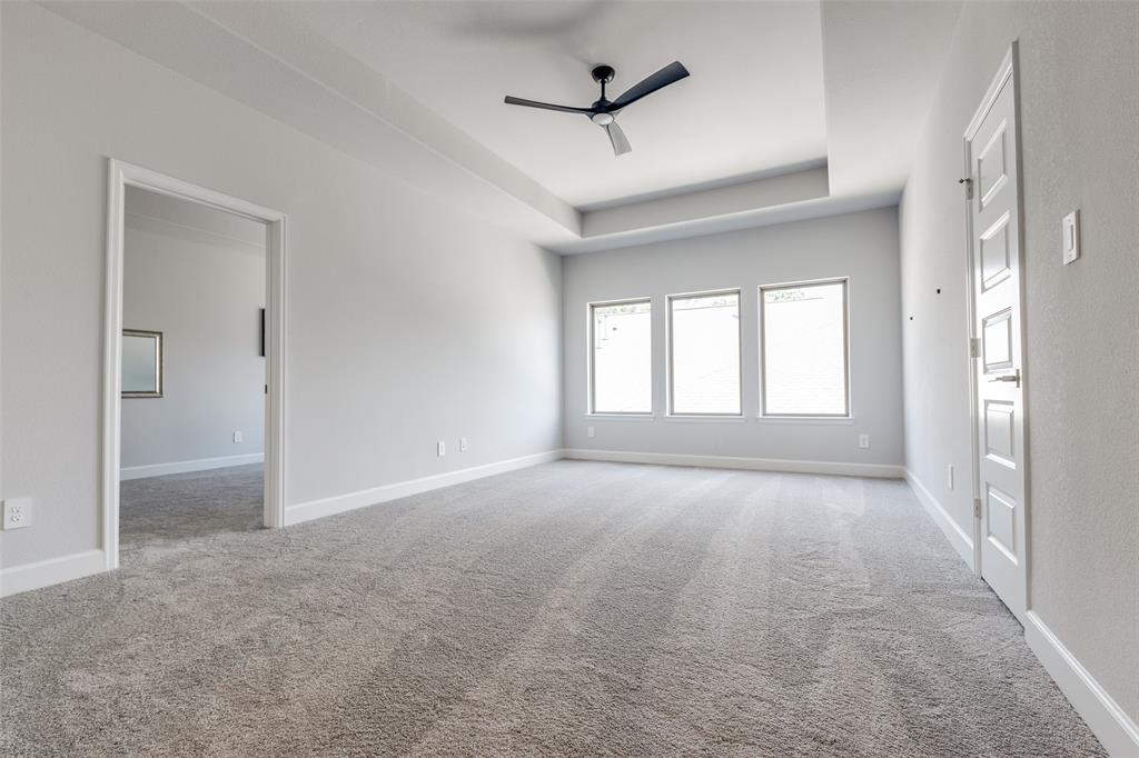 546 Carina Gaze Drive, Willis, Texas image 17