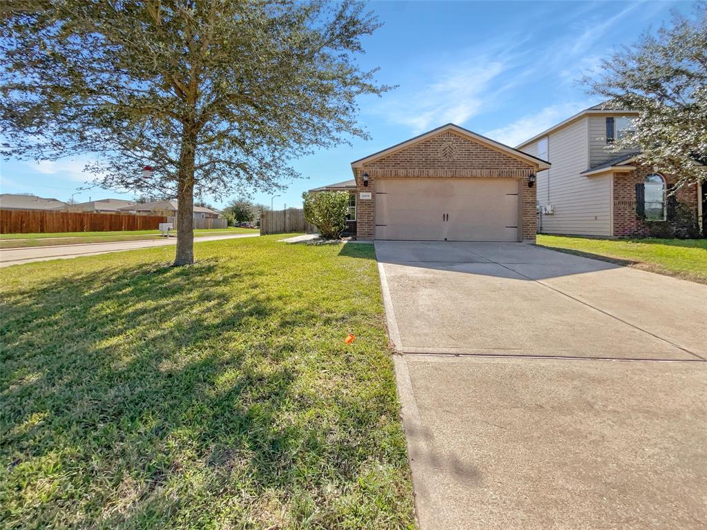 26931 Wild Duck Lane, Hockley, Texas image 1