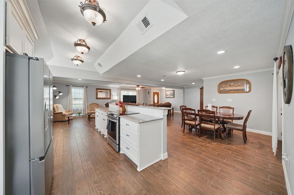 7409 Reed Lane, Manvel, Texas image 9